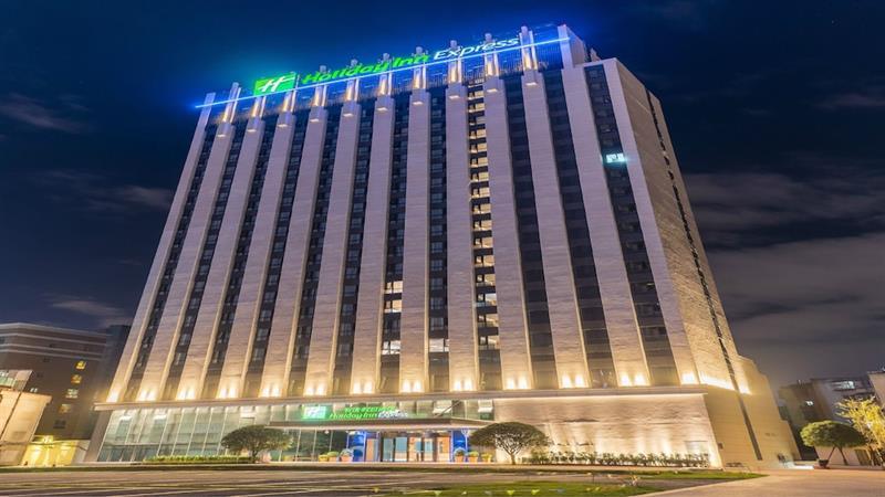 Holiday Inn Express Kunming West By Ihg Exterior foto